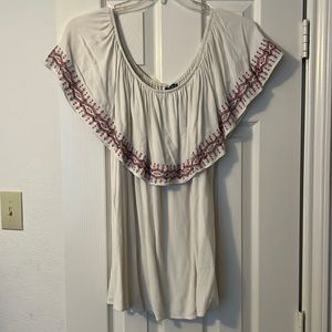 Torrid size 2. Can be worn on or off shoulder